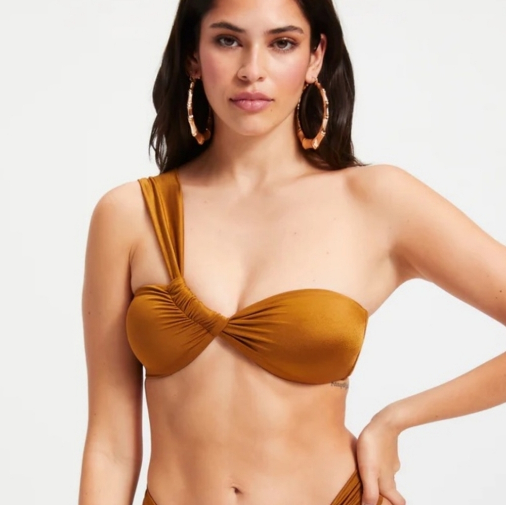 Good American Bali Bikini Top One Shoulder in Brown Size 3XL